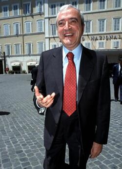 ANTONIO MARTINO POLITICO