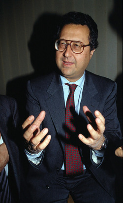 MAURIZIO PRADA MAURIZIO PRADA