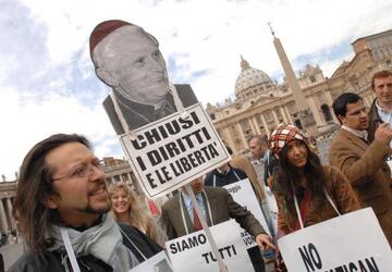 RADICALI MANIFESTAZIONE VATICANO