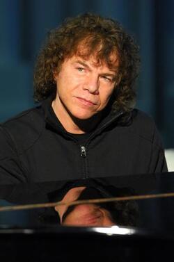 RICCARDO COCCIANTE MUSICISTA