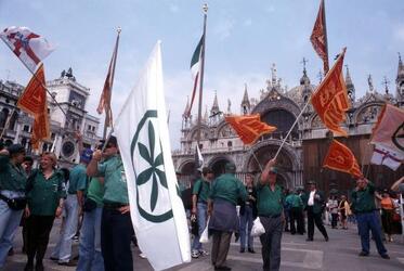 LEGA NORD MANIFESTAZIONE GUARDIA PADANA DEVOLUTION MILITANTI LEGHISTI