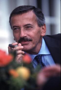 ANTONIO BARGONE CON IL SIGARO