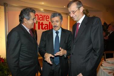 carlo de benedetti massimo d alema piero fassino