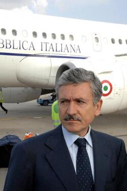 MASSIMO D ALEMA KABUL AFGHANISTAN