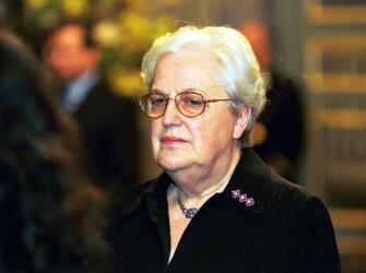 ANTONIA PERA MOGLIE MARCELLO