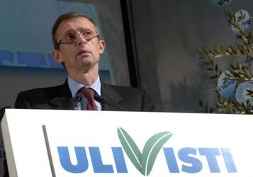 PIERO FASSINO POLITICO DS