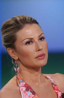 NATALIE CALDONAZZO ATTRICE