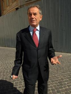 LUIGI GRILLO POLITICO FI