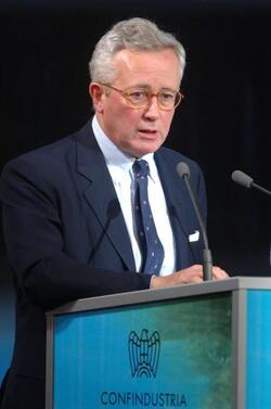 GIULIO TREMONTI POLITICO FI