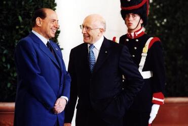SILVIO BERLUSCONI PRESIDENTE DEL CONSIGLIO CON UMBERTO VATTANI AMBASCIATORE