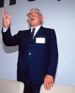 VITTORIO CHIUSANO VITTORIO CHIUSANO