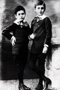 MARCEL PROUST SCRITTORE CON IL FRATELLO