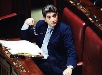 LINO RAVA POLITICO