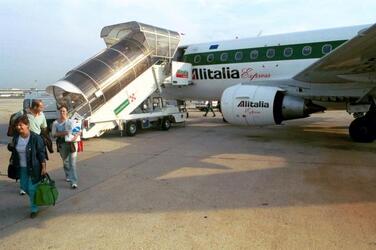 turismo alitalia trasporti aeroporto