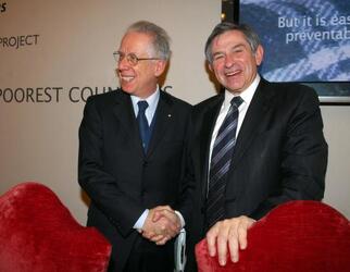 TOMMASO PADOA SCHIOPPA PAUL WOLFOWITZ ECONOMISTA