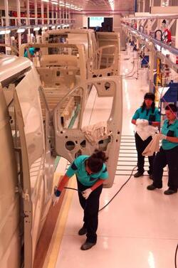 STABILIMENTO SEVEL FIAT VAL DI SANGRO OPERAI INDUSTRIA LAVORO DONNE METALMECCANICI STABILIMENTO SEVEL FIAT VAL DI SANGRO OPERAI INDUSTRIA LAVORO DONNE METALMECCANICI