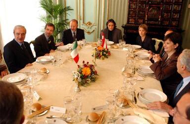 SUSANNE RIESS PASSER VICE CANCELLIERE FEDERALE AUSTRIACO ANTONIO MARTINO