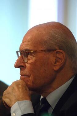 UMBERTO VERONESI ONCOLOGO