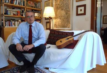 BOBO CRAXI POLITICO CHITARRA