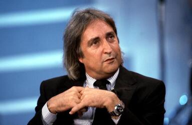 ENRICO VANZINA REGISTA