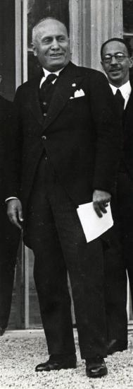 BENITO MUSSOLINI DUCE VILLA TORLONIA