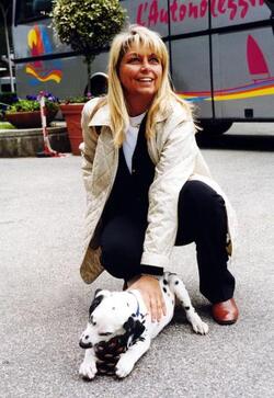 BRUNELLA MOGLIE DI ANTONIO TAJANI POLITICO FI CON IL SUO CANE animale