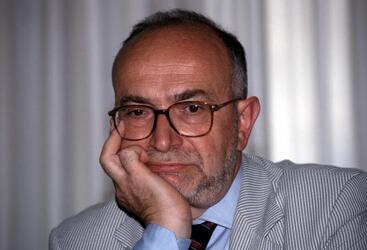 UGO DE SIERVO MAGISTRATO