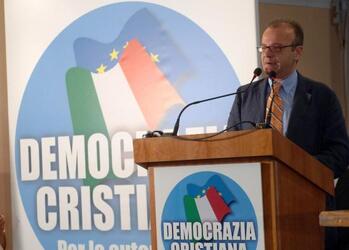 GIANFRANCO ROTONDI POLITICO DC