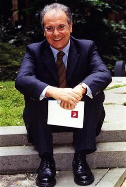 MAURO MAZZA GIORNALISTA DIRETTORE TG2