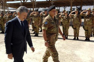 MASSIMO D ALEMA CONTINGENTE ITALIANO IN AFGHANISTAN MILITARI NATO CAMP INVICTA ISAF generale Vincenzo Lops KABUL AFGHANISTAN
