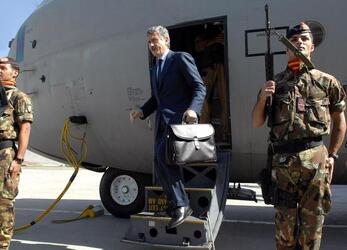 MASSIMO D ALEMA KABUL AFGHANISTAN