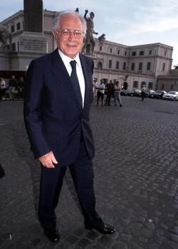 ANTONIO MACCANICO POLITICO