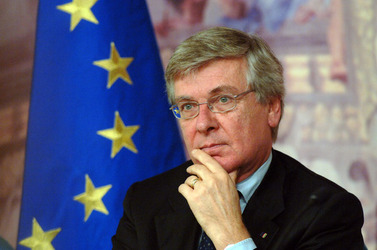 PAOLO ROMANI POLITICO FI