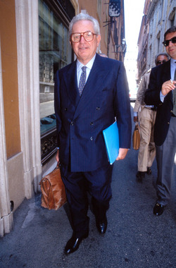VITTORIO CHIUSANO VITTORIO CHIUSANO