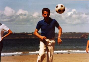 MARIO MONTI 1986 in Bretagna calcio sport giovane vacanza