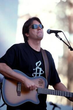 CRISTIANO DE ANDRE CANTANTE