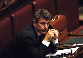 ROBERTO SALERNO POLITICO AN