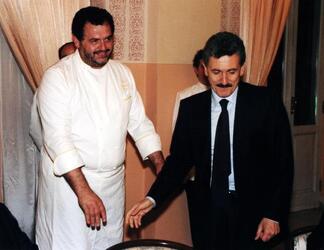 GIANFRANCO VISSANI CHEF CON MASSIMO D ALEMA POLITICO DS
