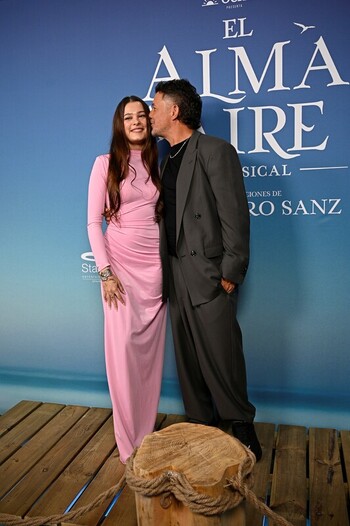 Premiere of the musical ��El alma al aire �� featuring songs by Alejandro Sanz Premiere of the musical ��El alma al aire �� featuring songs by Alejandro Sanz