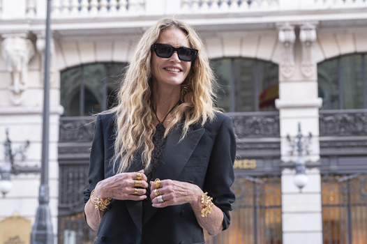 Elle Macpherson At The Streets Of Downtown Madrid 13 May 2026 Elle Macpherson At The Streets Of Downtown Madrid 13 May 2026