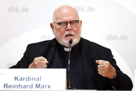 Pressegespräch bei der bei der Herbst Vollversammlung der Deutschen Bischofskonferenz in Fulda Pressegespräch bei der bei der Herbst Vollversammlung der Deutschen Bischofskonferenz in Fulda