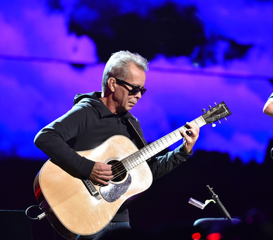 Farm Aid 2026 Brings TIM REYNOLDS To The Virginia Beach Amphitheater In Virginia Beach Virginia On 26 September 2026. Farm Aid 2026 Brings TIM REYNOLDS To The Virginia Beach Amphitheater In Virginia Beach Virginia On 26 September 2026.