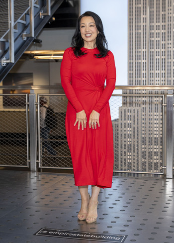 Ming Na Wen Visits The Empire State Building In New York Ming Na Wen Visits The Empire State Building In New York