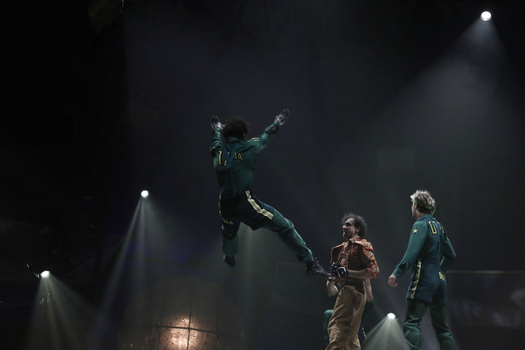 First Look At The Island Of Neverland Acrobatic And Theater Experience In Spain First Look At The Island Of Neverland Acrobatic And Theater Experience In Spain