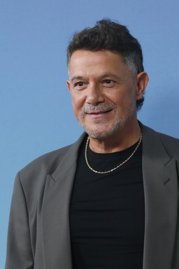Alejandro Sanz Attends El Alma Al Aire Musical Premiere In Madrid Alejandro Sanz Attends El Alma Al Aire Musical Premiere In Madrid