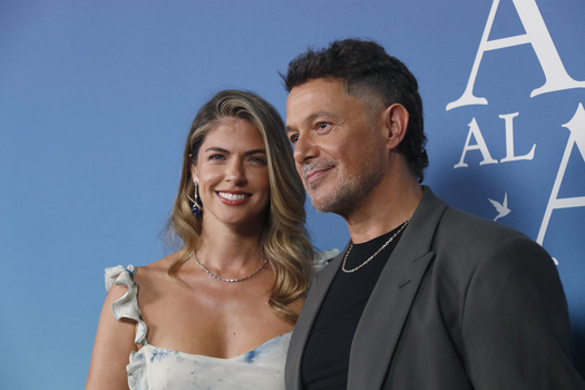 Alejandro Sanz Attends El Alma Al Aire Musical Premiere In Madrid Alejandro Sanz Attends El Alma Al Aire Musical Premiere In Madrid