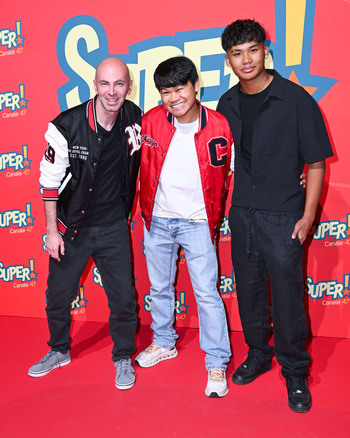 Milan A Super Red Carpet Event To Celebrate The Homecoming And The Start Of A New Adventure. &acirc; �� �Homecoming&acirc; �� x9d Refers To The Fact That Management Of The Super TV Channel Channel 47 On Digital Terrestrial TV Has Returned Entirely To De Agostini Edi