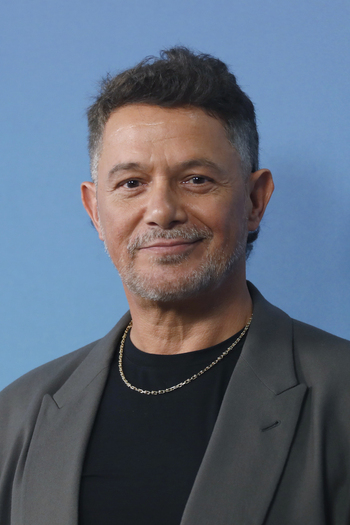 Alejandro Sanz Attends El Alma Al Aire Musical Premiere In Madrid