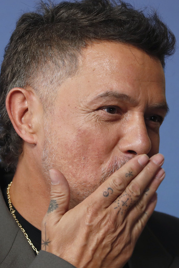 Alejandro Sanz Attends El Alma Al Aire Musical Premiere In Madrid Alejandro Sanz Attends El Alma Al Aire Musical Premiere In Madrid