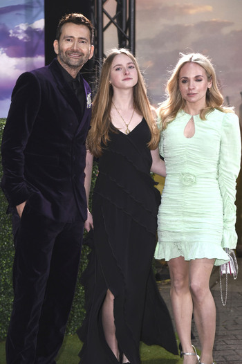 Season 2 Premiere Rivals in London